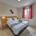 In With Private Garden Villa Lanzac