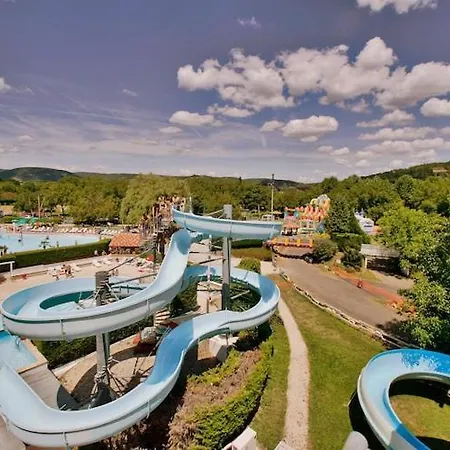 Villa In With Private Garden *