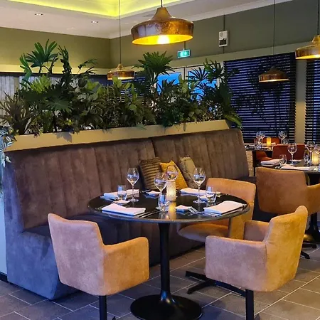 Villa In With Private Garden