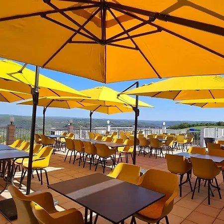 In With Private Garden * Lanzac