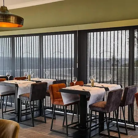 In With Private Garden *