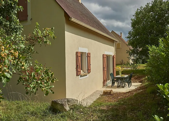 Вилла In With Private Garden Lanzac