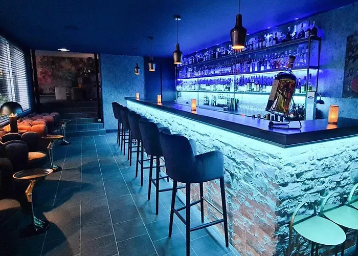 In With Private Garden