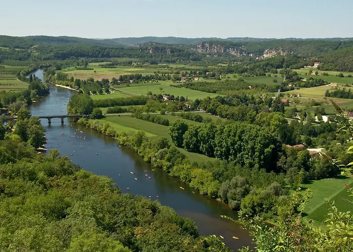 In With Private Garden Вилла Lanzac